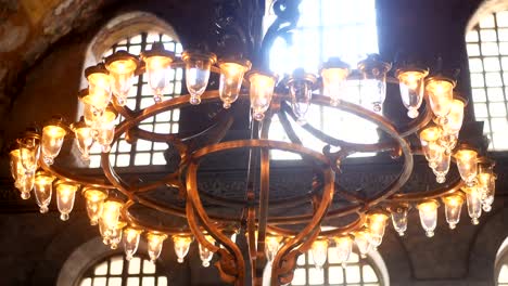 Lampe-Religion-Kirche