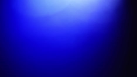 Blue-Light-Leaks-Objektiv-Whacking-oder-Freelensing-über-schwarzer-Hintergrund