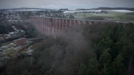 Abejón-de-viaducto-alemán