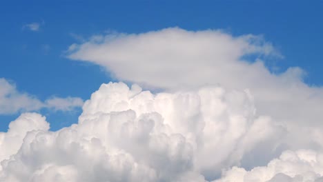 Clouds-time-lapse-in-4k