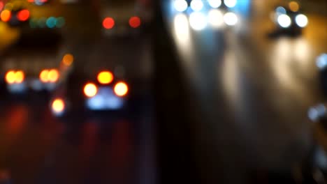 Unschärfe-Bokeh-einer-Verkehrsampel