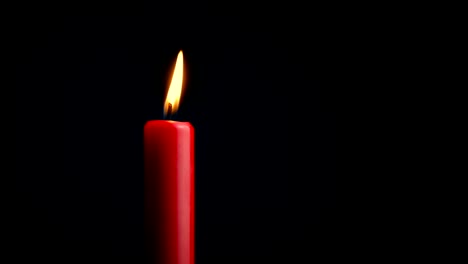 Red-Candle-Flickers