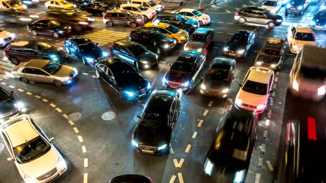 night-traffic-jam-on-the-crossroad-time-lapse