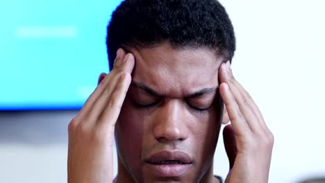 Headache,-Upset-Young-Black-Man-Close-Up