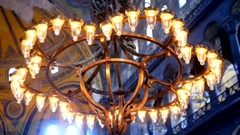 Lampe-Religion-Kirche