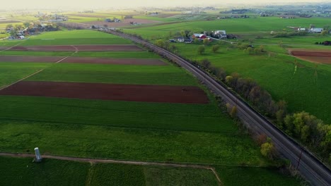 Campo-de-Amish-y-granjas-por-Drone