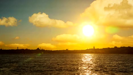 Istanbul.-Sonnenuntergang-in-der-Türkei.-4K-qualitativ-hochwertige-Aufnahmen.