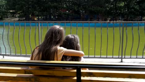 Children-in-the-park.