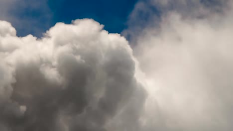 Caminando-por-encima-de-las-nubes