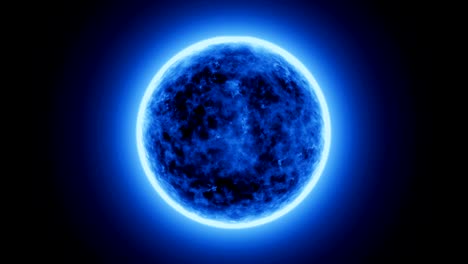 Superficie-de-realista-sol-azul-de-4K-u-Orbe-de-energía-azul-con-las-llamaradas-solares,-ardiente-del-sol-aislado-sobre-negro-con-espacio-para-su-texto-o-logotipo.-Movimiento-gráfico-y-animación-de-fondo.