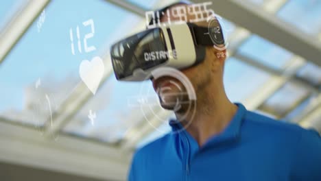 Mann-in-VR-Brille-Training-auf-Laufband