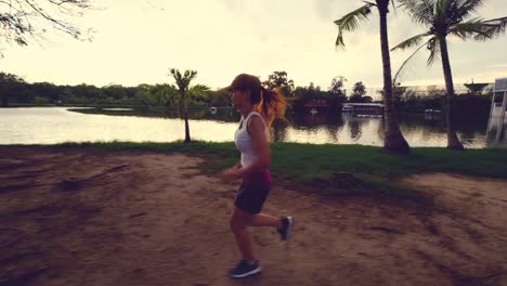 Young-woman-running-in-Park