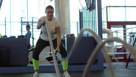 Middle-aged-Woman-Battling-Ropes