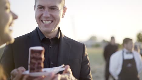 Groom-with-first-piece-of-cake