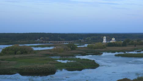 Transfiguración-del-Salvador-la-iglesia,-Rzhyschiv,-Ucrania,-vista-aérea