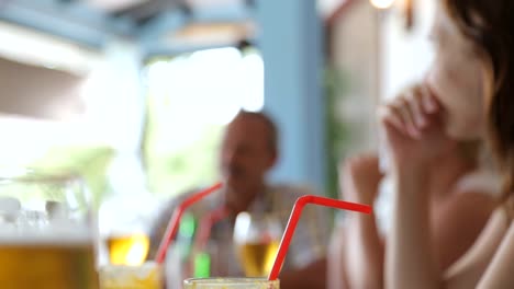 People-waiting-for-food-in-restaurant