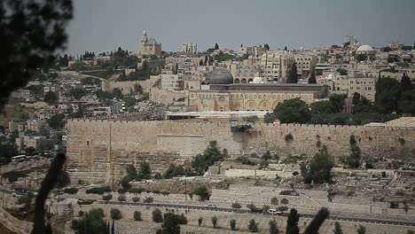 Ver-video-de-la-vieja-ciudad-de-Jerusalén-y-la-cúpula-de-la-Mezquita-El-Aqsa-en-el-templo-Mount.Israel,Jerusalem,May-2018