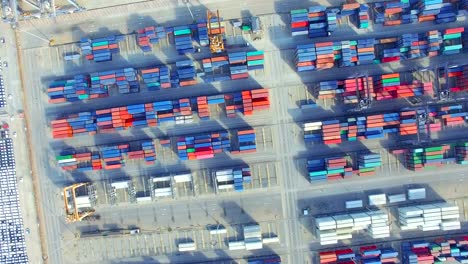 Container-Frachtschiff,-Import-Export,-logistischen-Supply-Chain-Transport-Geschäftskonzept-für-den-Versand