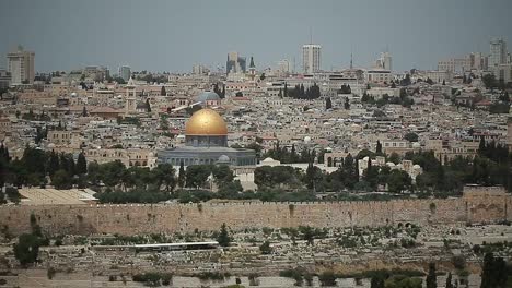 Ver-video-de-la-vieja-ciudad-de-Jerusalén-y-la-cúpula-de-la-Mezquita-El-Aqsa-en-el-templo-Mount.Israel,Jerusalem,May-2018