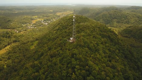 Telephone-signal-tower-in-mountains