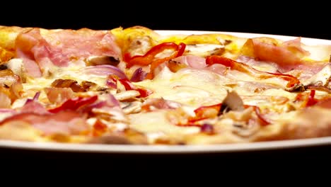 Rustic-italian-pizza-with-ham,-kaiser,-mozzarella-and-mushrooms