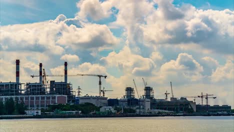 4k:Time-lapso-de-construcción-del-sitio.-Construcción-de-planta-de-energía