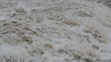 The-Serio-river-swollen-after-heavy-rains.-Province-of-Bergamo,-northern-Italy