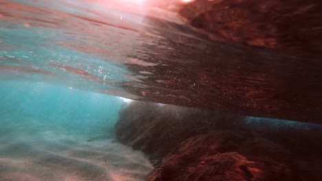 sun-ray-underwater-4k