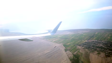 la-vista-desde-la-ventana-de-avión