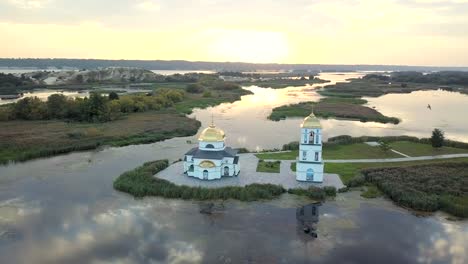 La-iglesia-de-la-Transfiguración-del-Salvador