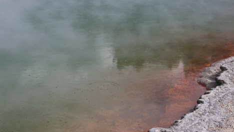 Warmwasser-in-Champagne-Pool