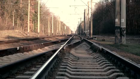 Ferrocarril.-Rieles-de-ferrocarril-para-trenes