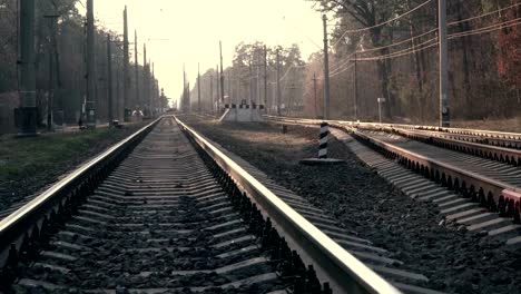 Eisenbahn.-Eisenbahnschienen-für-Züge