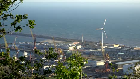 Gran-Puerto-Industrial-en-Portugal