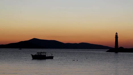 Am-Meer-Stadt-Turgutreis-und-spektakuläre-Sonnenuntergänge