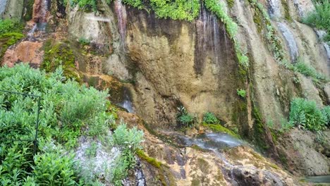 cascada-de-gunpinar-en-Turquía,-Malatya-Darende