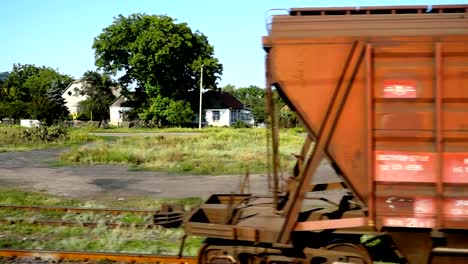 La-carretera-en-el-pueblo.