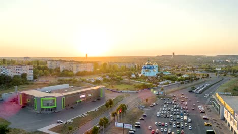 Lapso-de-tiempo-aéreo-sobre-ciudad-centro-de-Kryvyi-Rih