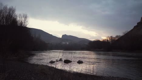 River-View