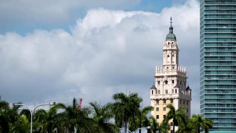 Time-lapse-of-church-and-skyscraper