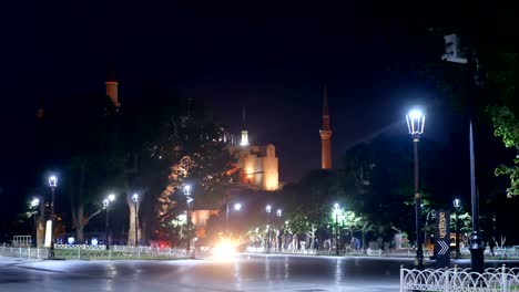 Los-turistas-del-parque-noche-islam