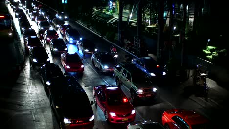 traffic-jam-at-night-time-on-road