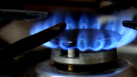 Gas-burner-with-blue-flame