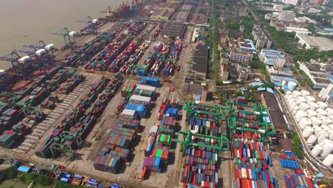 Shanghai-Container-Hafen