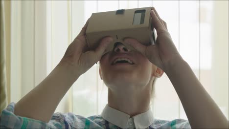 Smiling-Woman-Exploring-Virtual-Reality