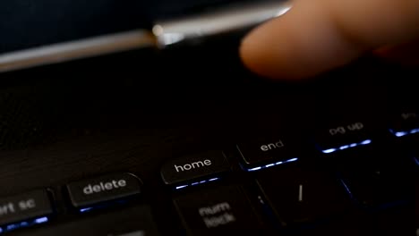 Drücken-die-home-Taste-auf-auf-Laptop-oder-Computer-Tastatur