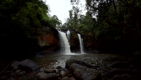 slow-motion-of-Haew-Suwat-Waterfall-in-Khao-Yai-National-Park,-Thailand