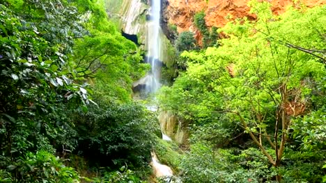 Beautiful-waterfall---Erawan-waterfall-at-Erawan-National-Park-in-Kanchanaburi,-Thailand.