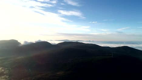 Vista-panorámica-de-paisaje-aéreo-de-los-aviones-no-tripulados