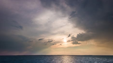 Time-lapse-of-cloudy-sky-with-storm-over-lake